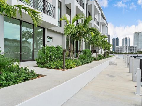 4004 NE 167 ST 8 North Miami Beach FL 33160