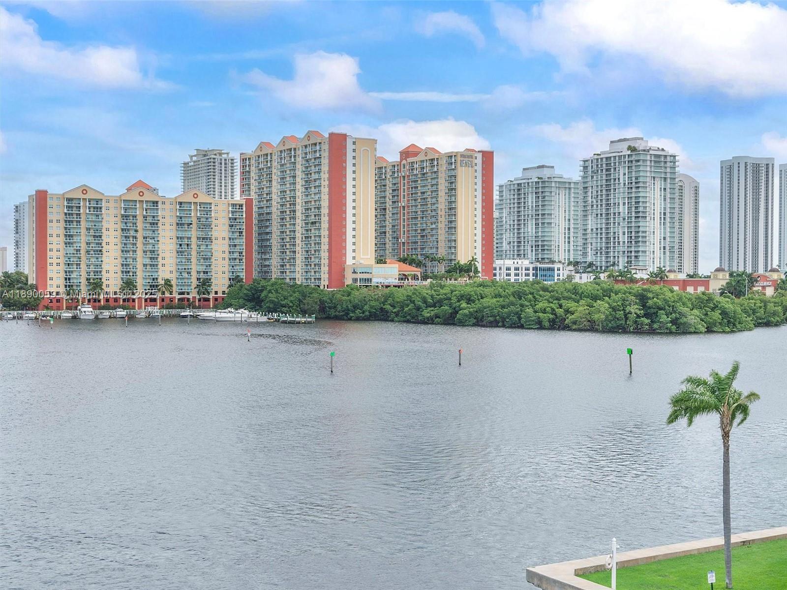 EASTERN SHORES - Residential