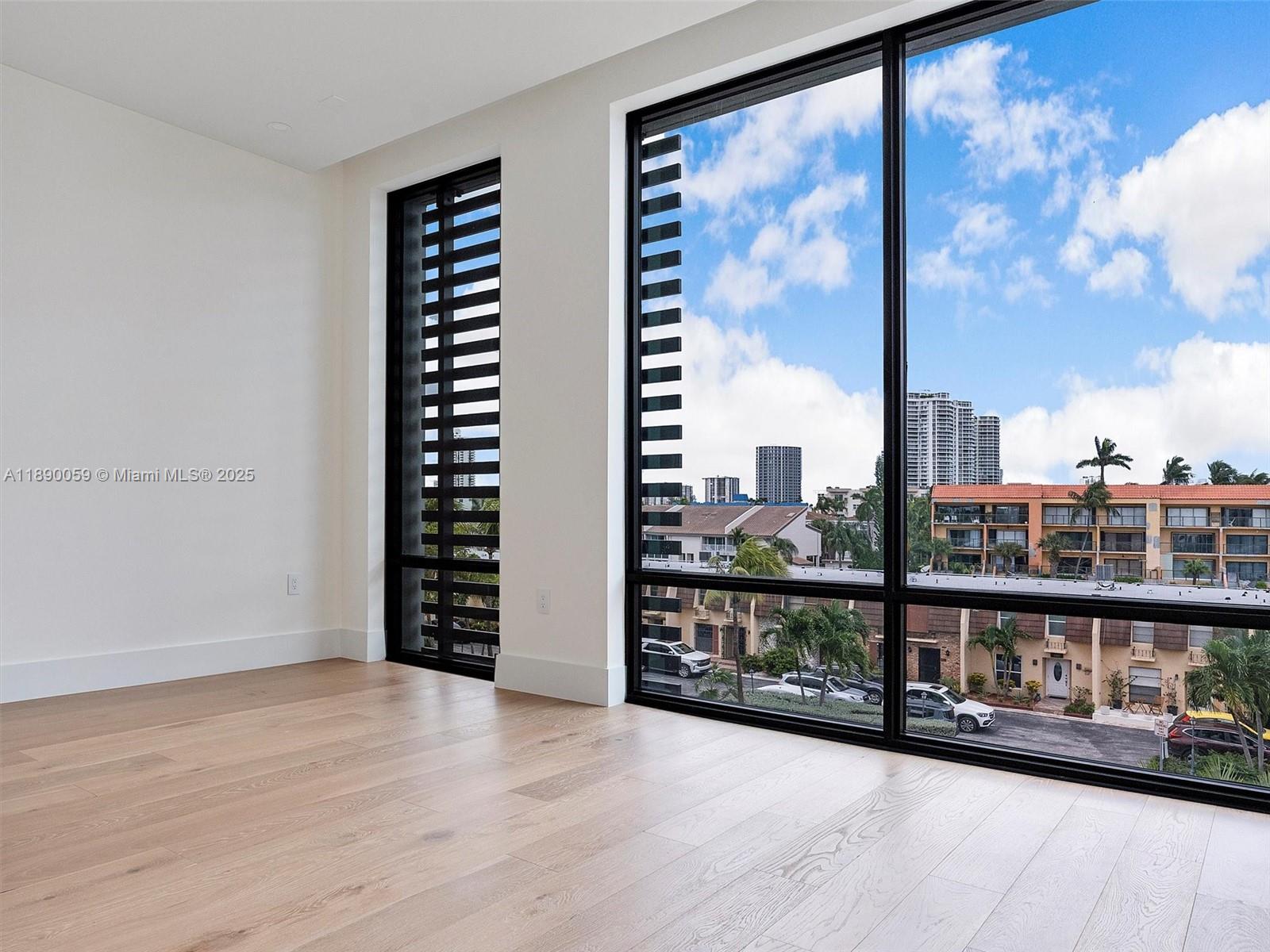 EASTERN SHORES - Residential