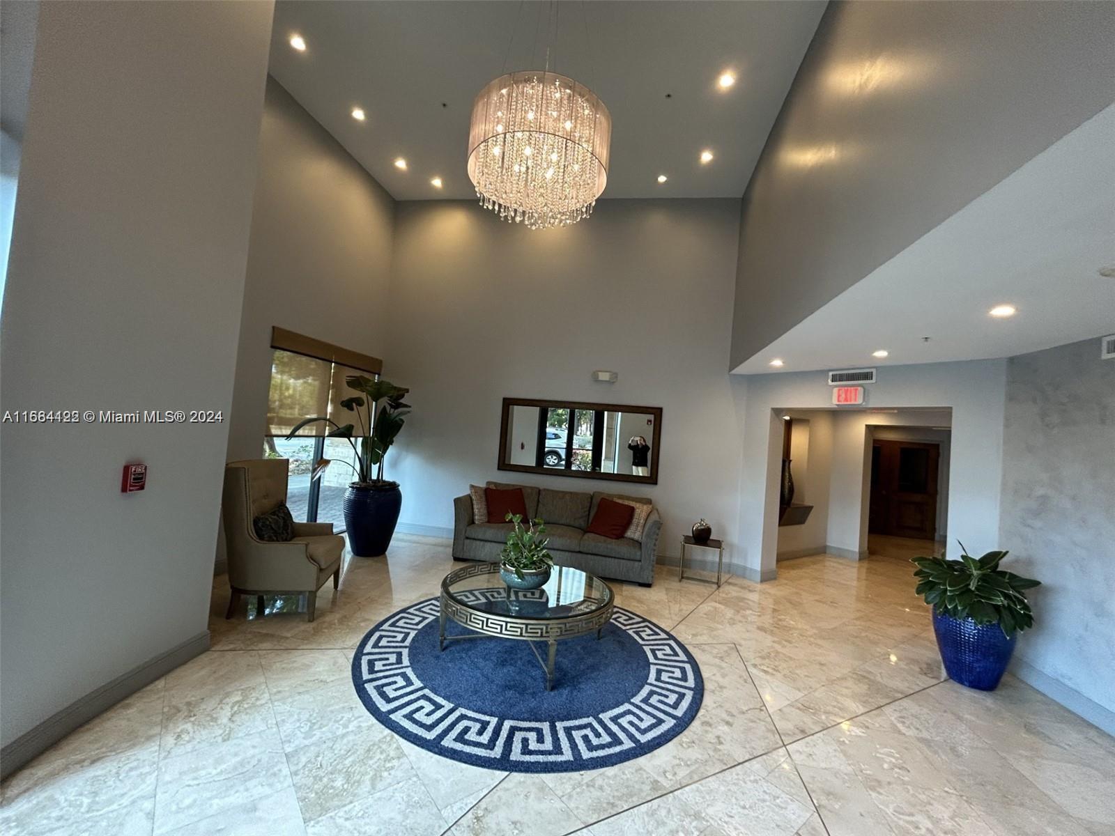 KEYSTONE VILLAS CONDO - Residential Lease