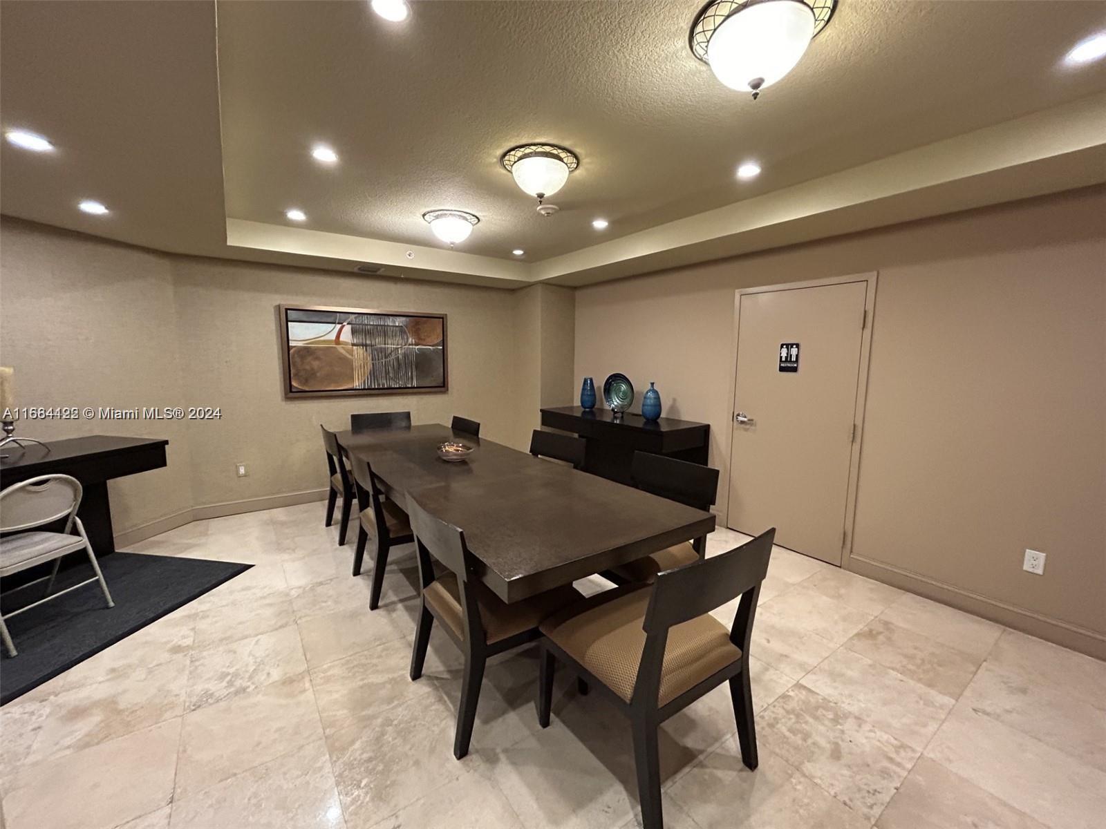 KEYSTONE VILLAS CONDO - Residential Lease