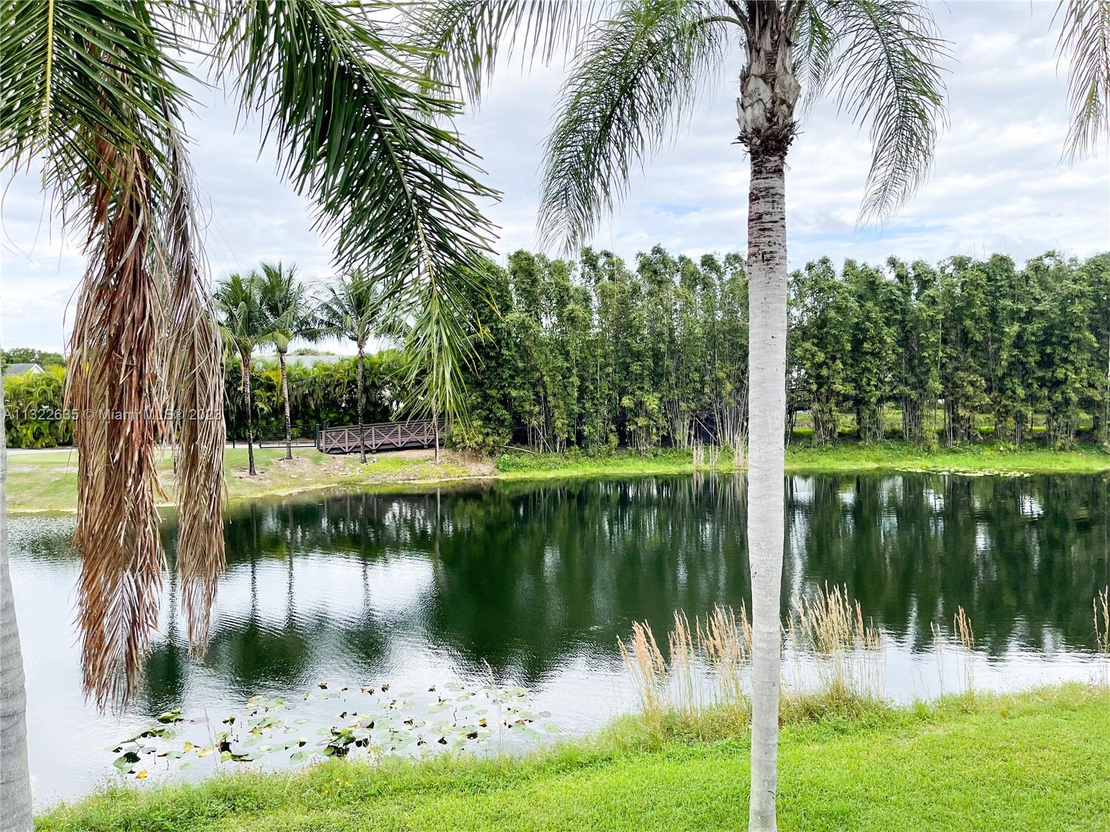 THE GREENS AT DORAL CONDO - Residential Lease