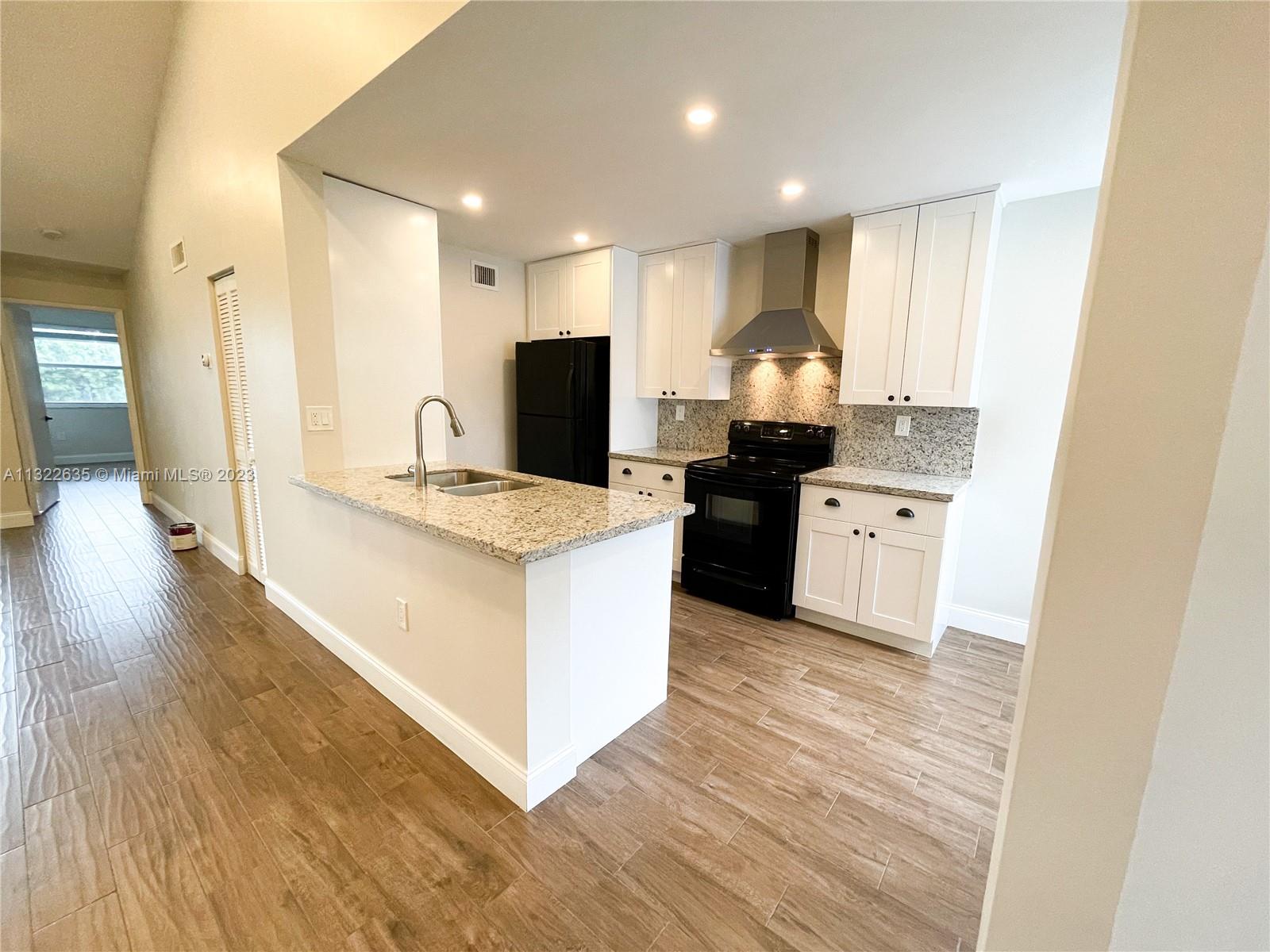 THE GREENS AT DORAL CONDO - Residential Lease