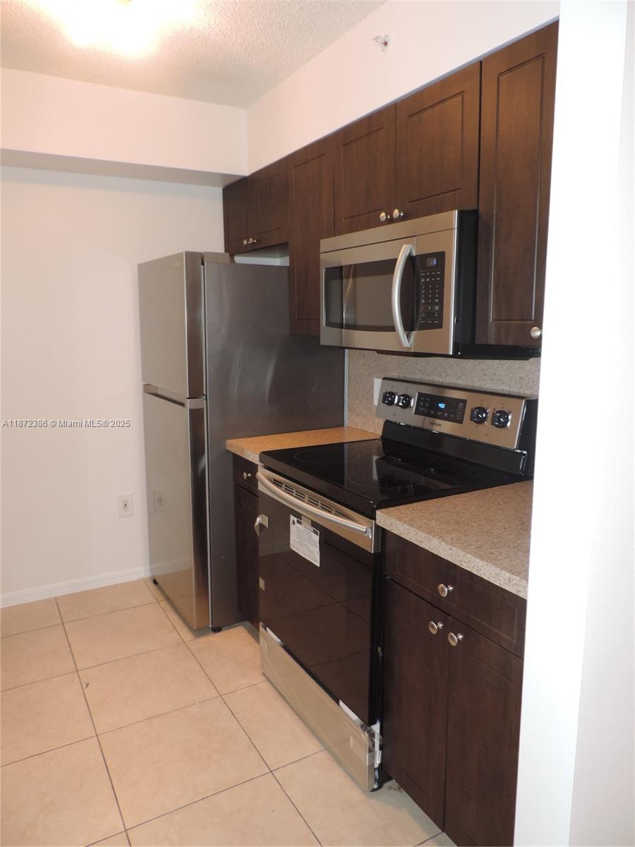 ST ANDREWS CONDO - Residential Lease