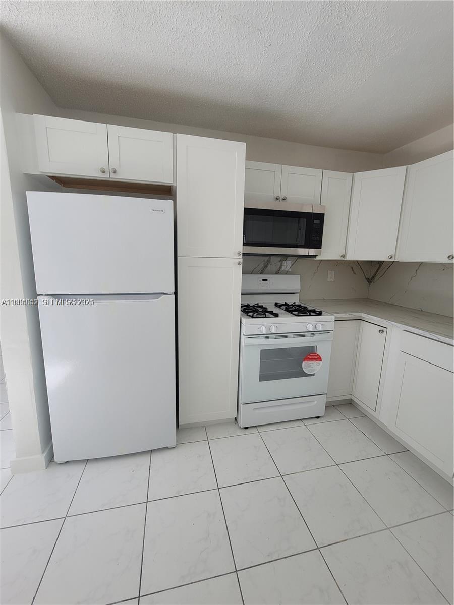 SOUTHERN ESTS 4TH ADDN - Residential