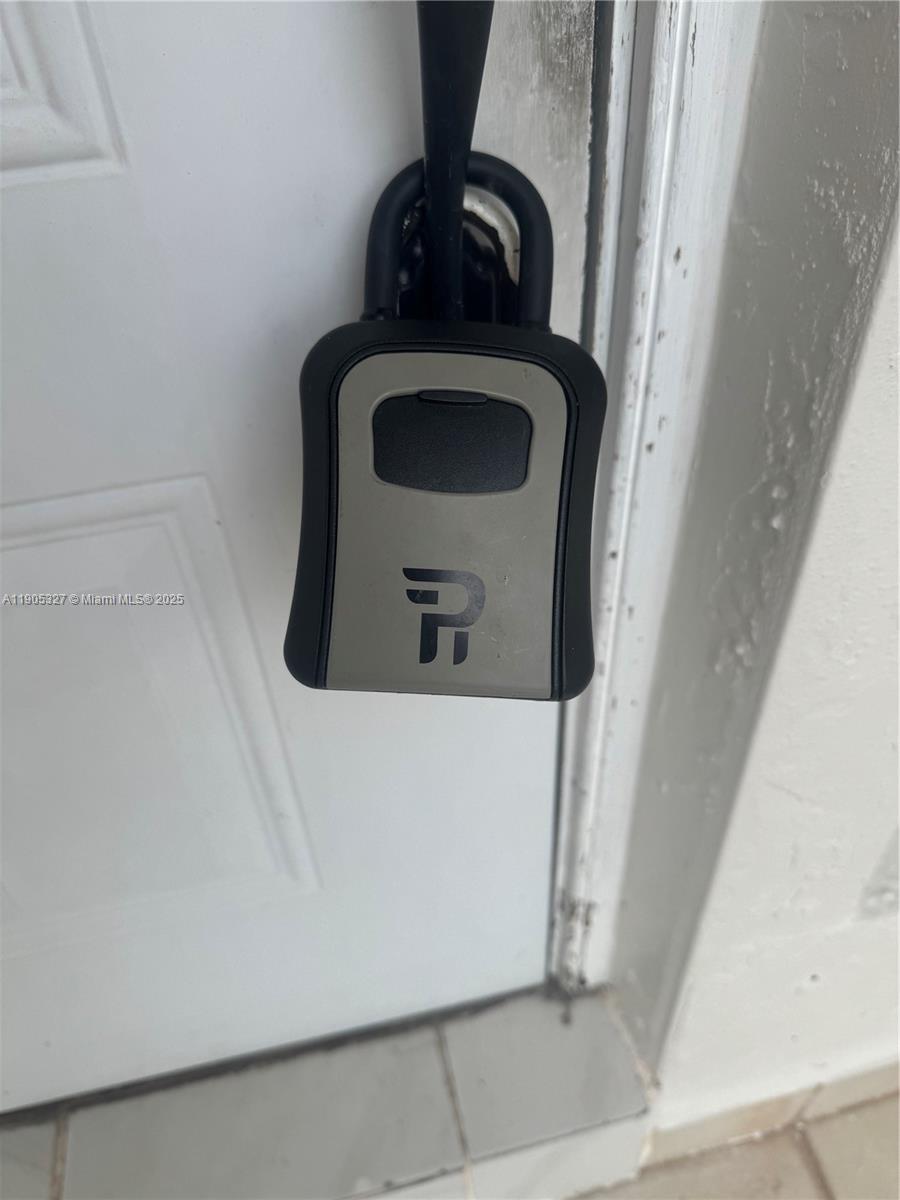 EFM ESTATES SEC 3 - Residential Lease