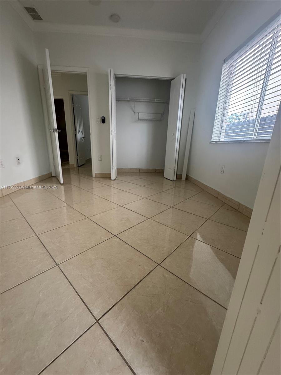 EFM ESTATES SEC 3 - Residential Lease