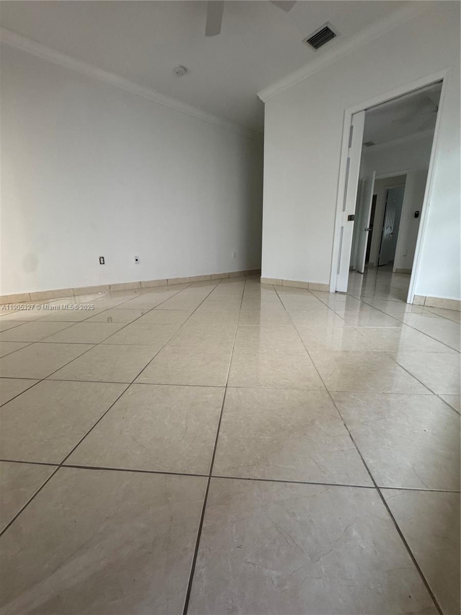 EFM ESTATES SEC 3 - Residential Lease