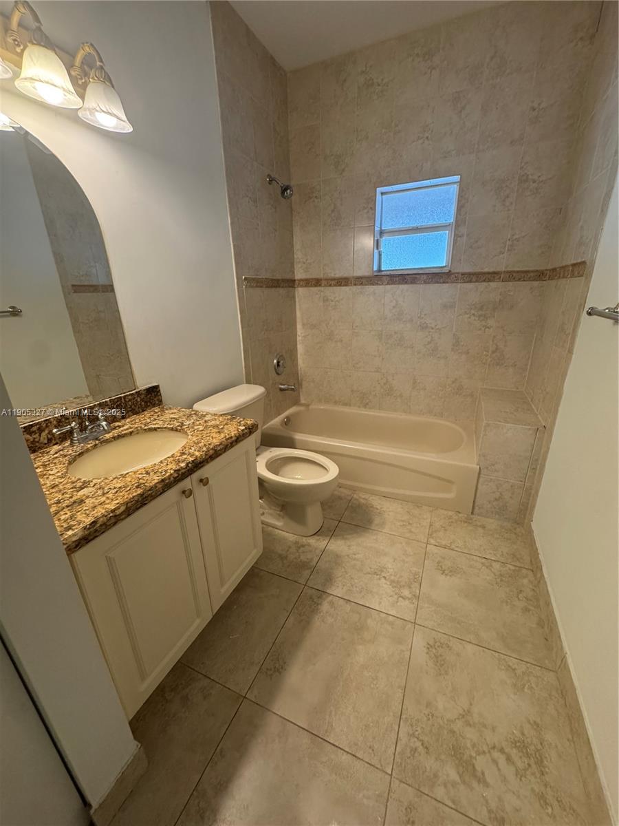 EFM ESTATES SEC 3 - Residential Lease