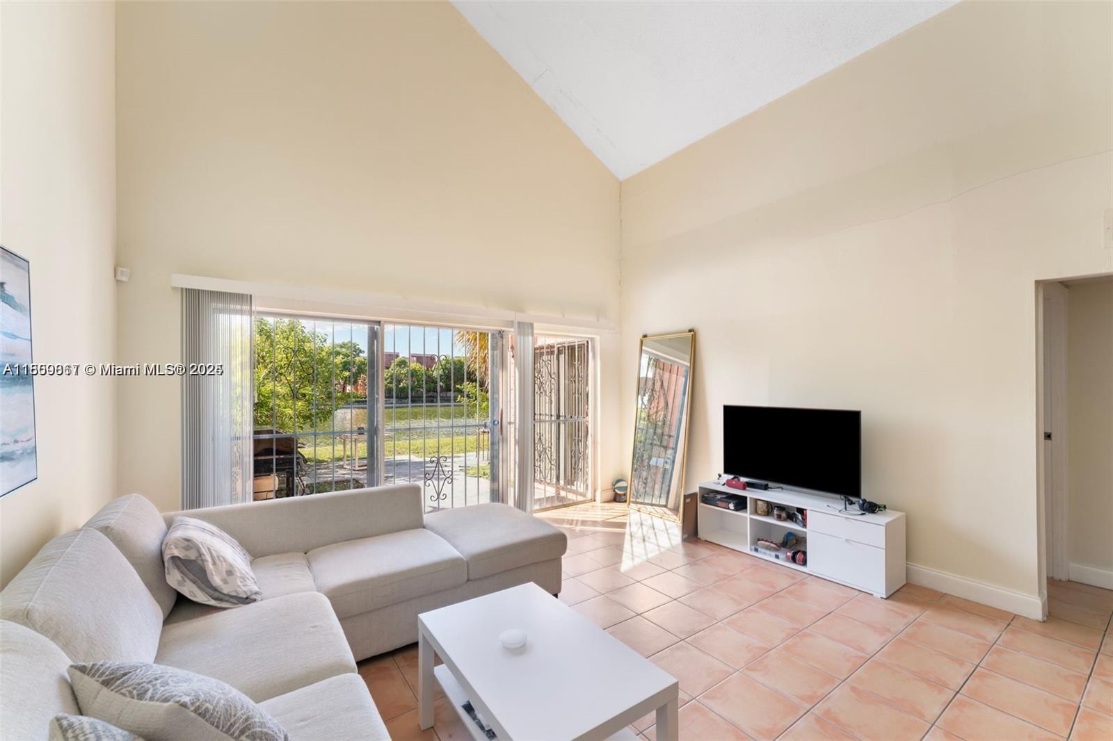 1649 NW 56th Ter 9