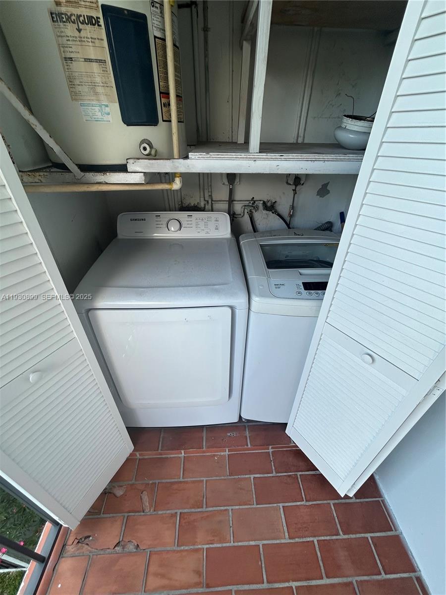 EL PUEBLO DE VERA CONDO - Residential