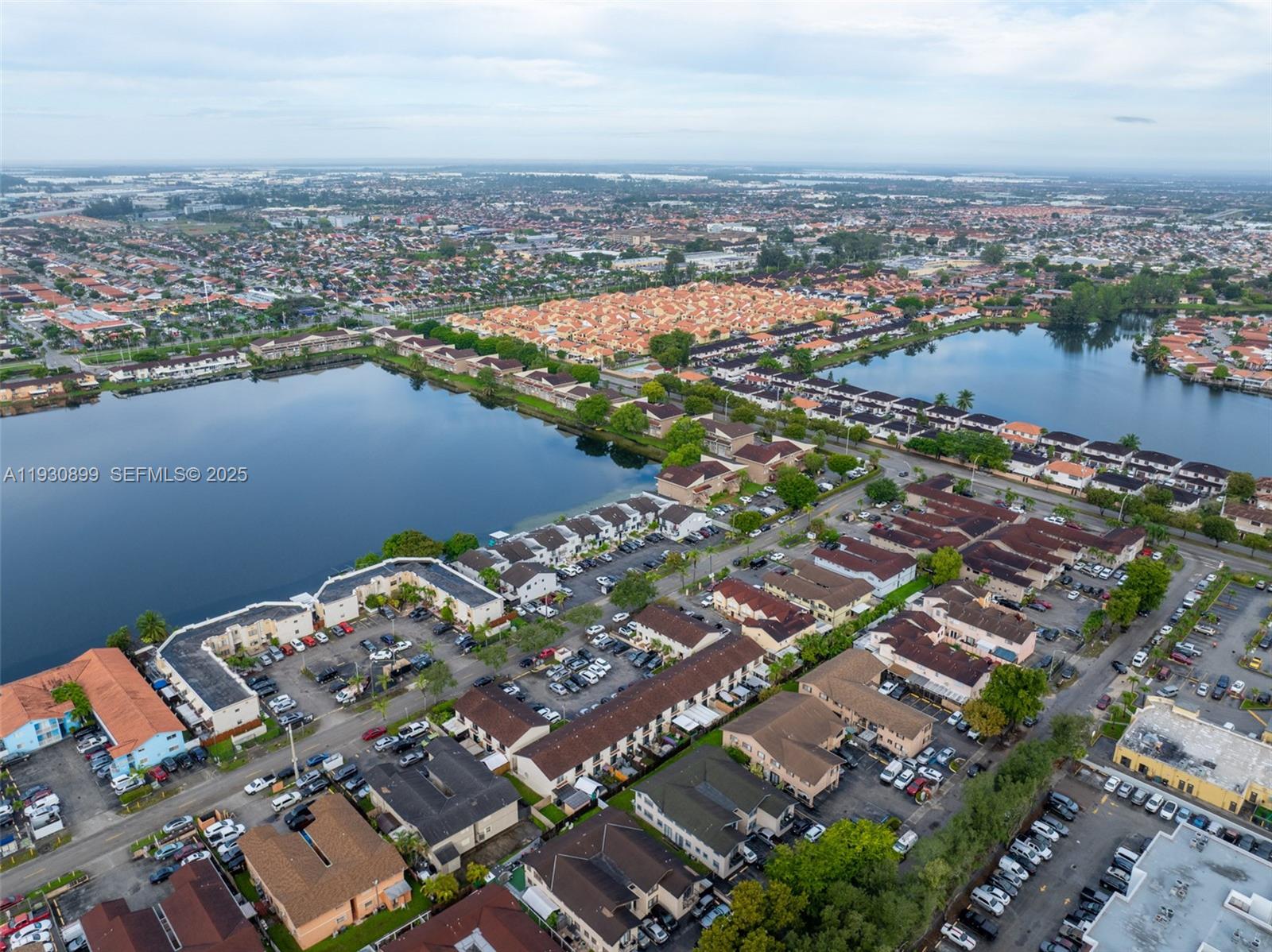 EL PUEBLO DE VERA CONDO - Residential