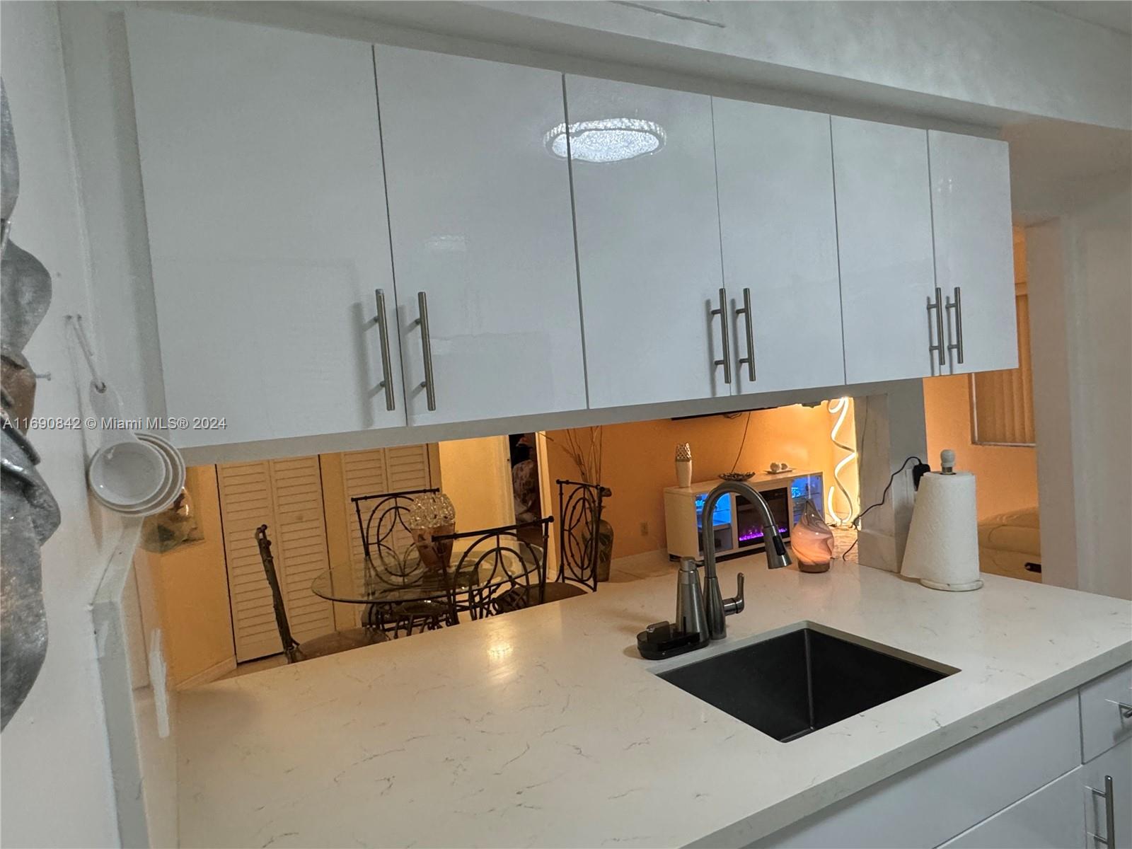 WINDMILL LAKES II CONDO - Residential