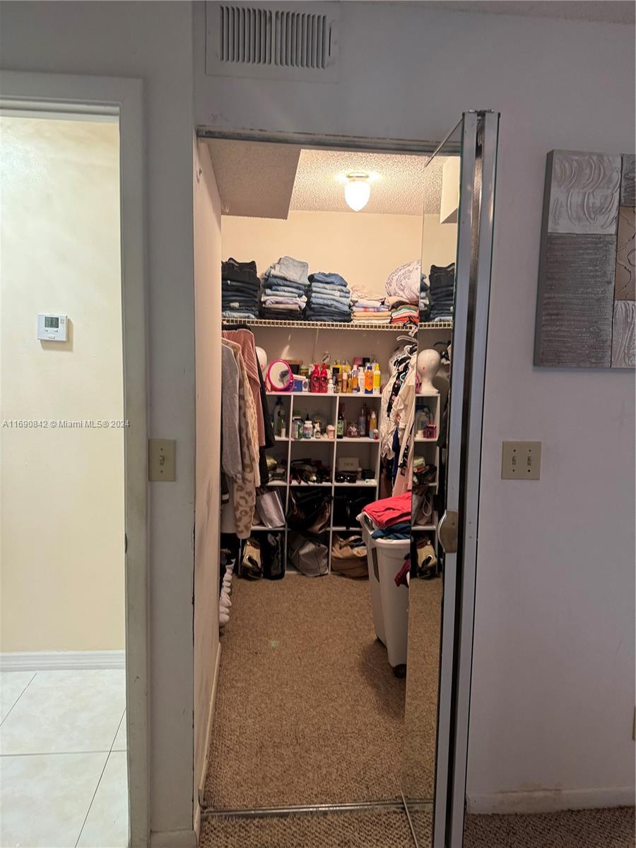 WINDMILL LAKES II CONDO - Residential