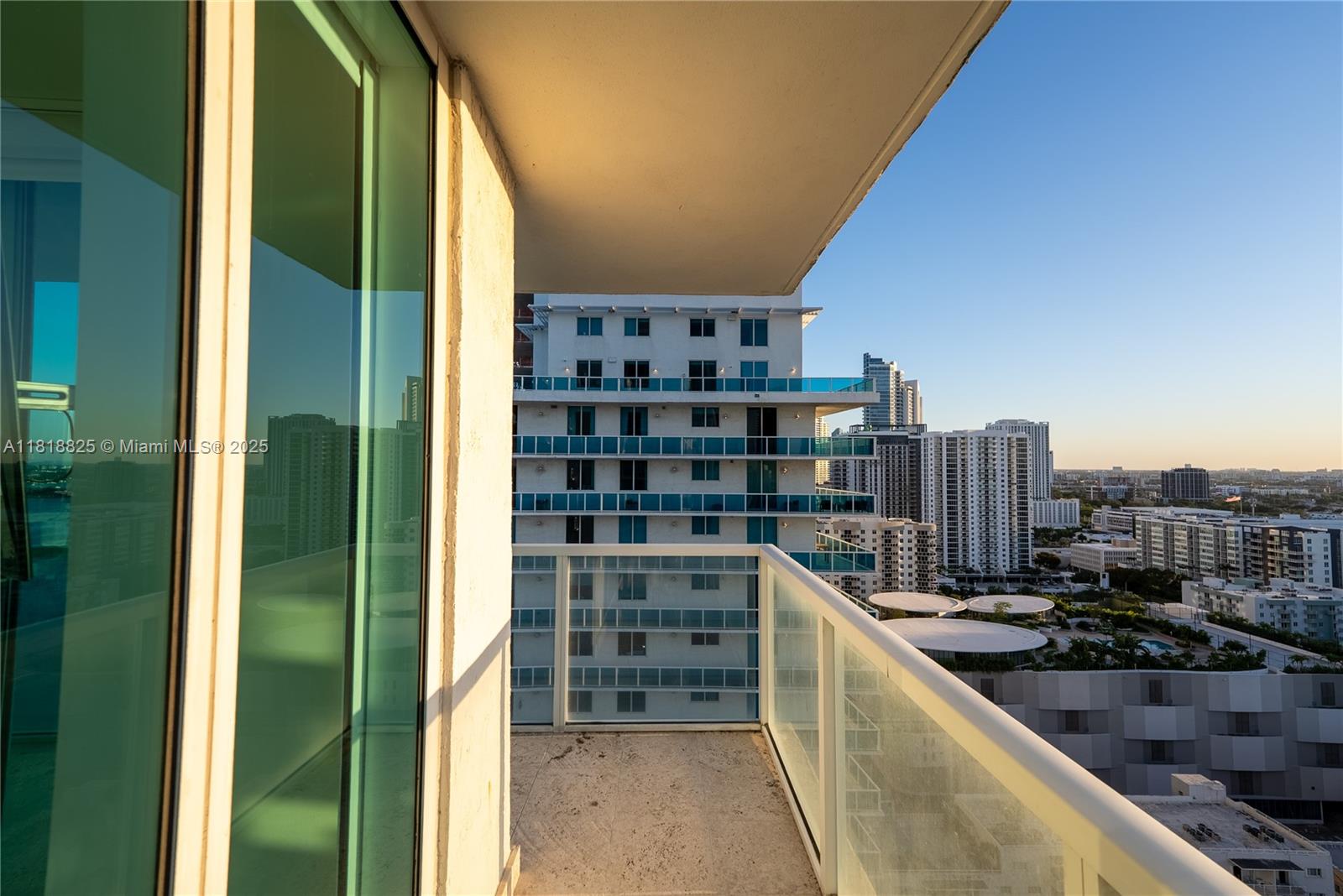 ONYX ON THE BAY CONDO - Residential Lease