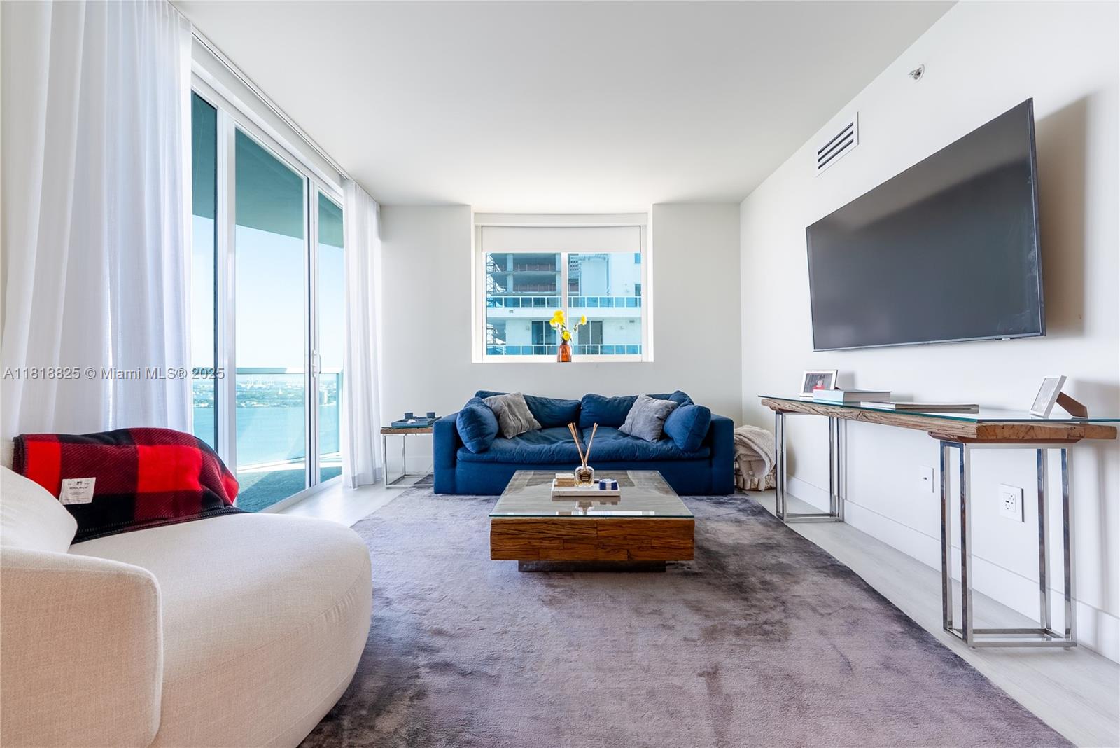 ONYX ON THE BAY CONDO - Residential Lease