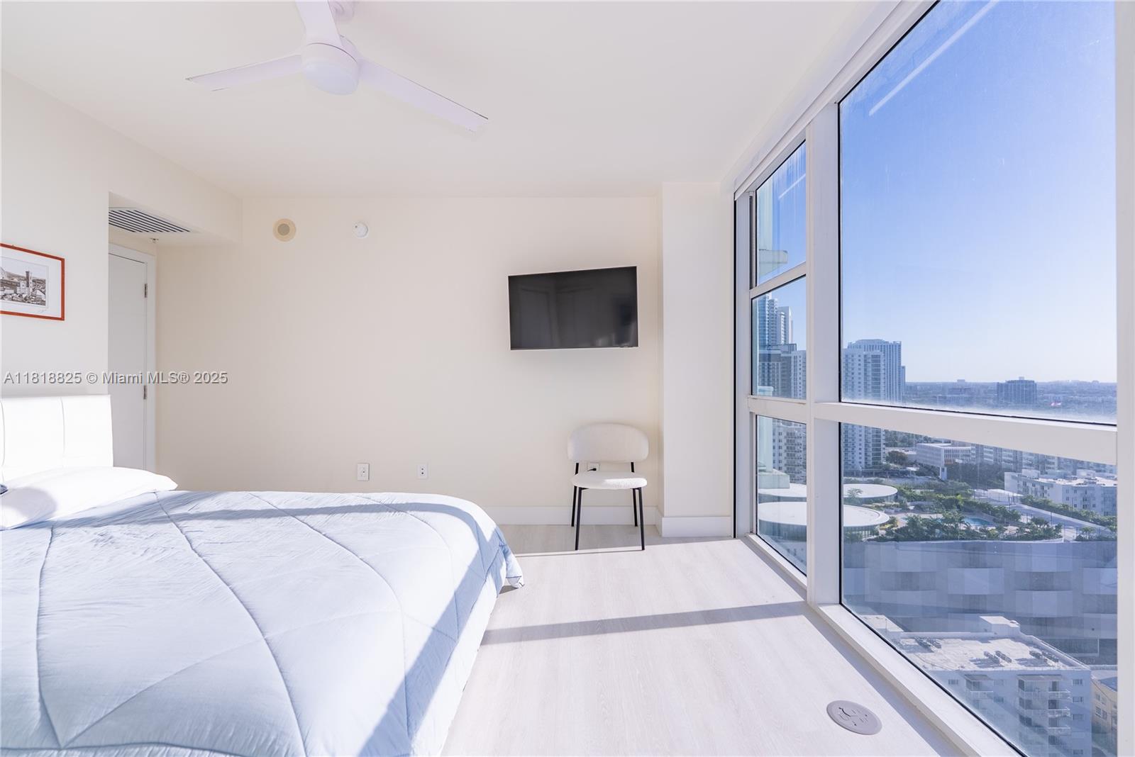 ONYX ON THE BAY CONDO - Residential Lease