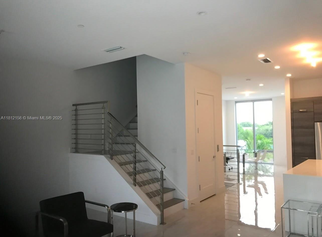 SPANISH RIVER TOWNHOMES - Residential