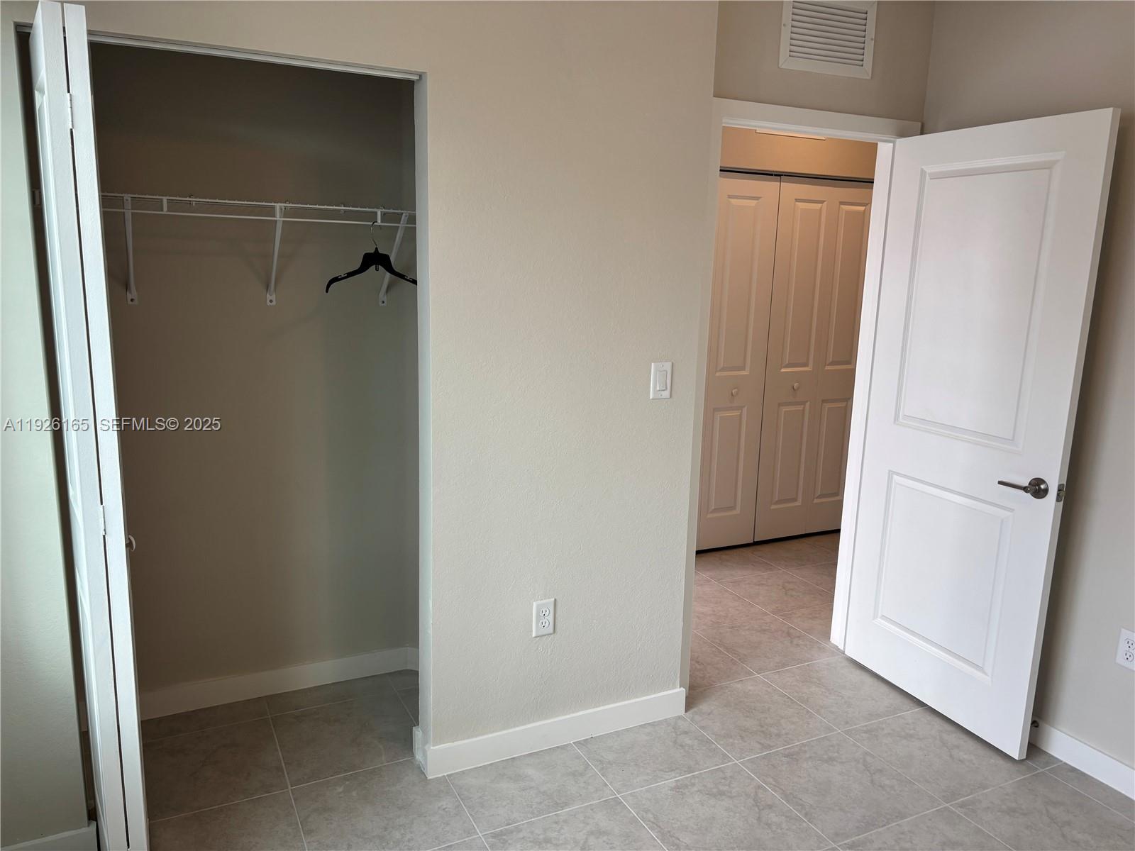 COSTA BLANCA VILLAS - Residential Lease