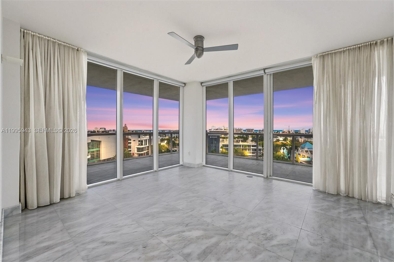 ICON CONDO - Residential