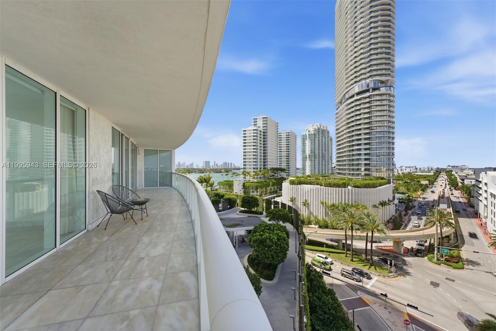 ICON CONDO - Residential