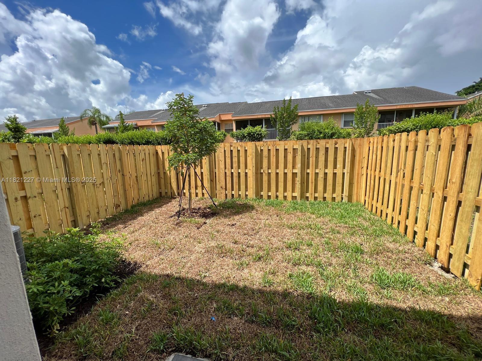 1676 SE 26th Ter 0