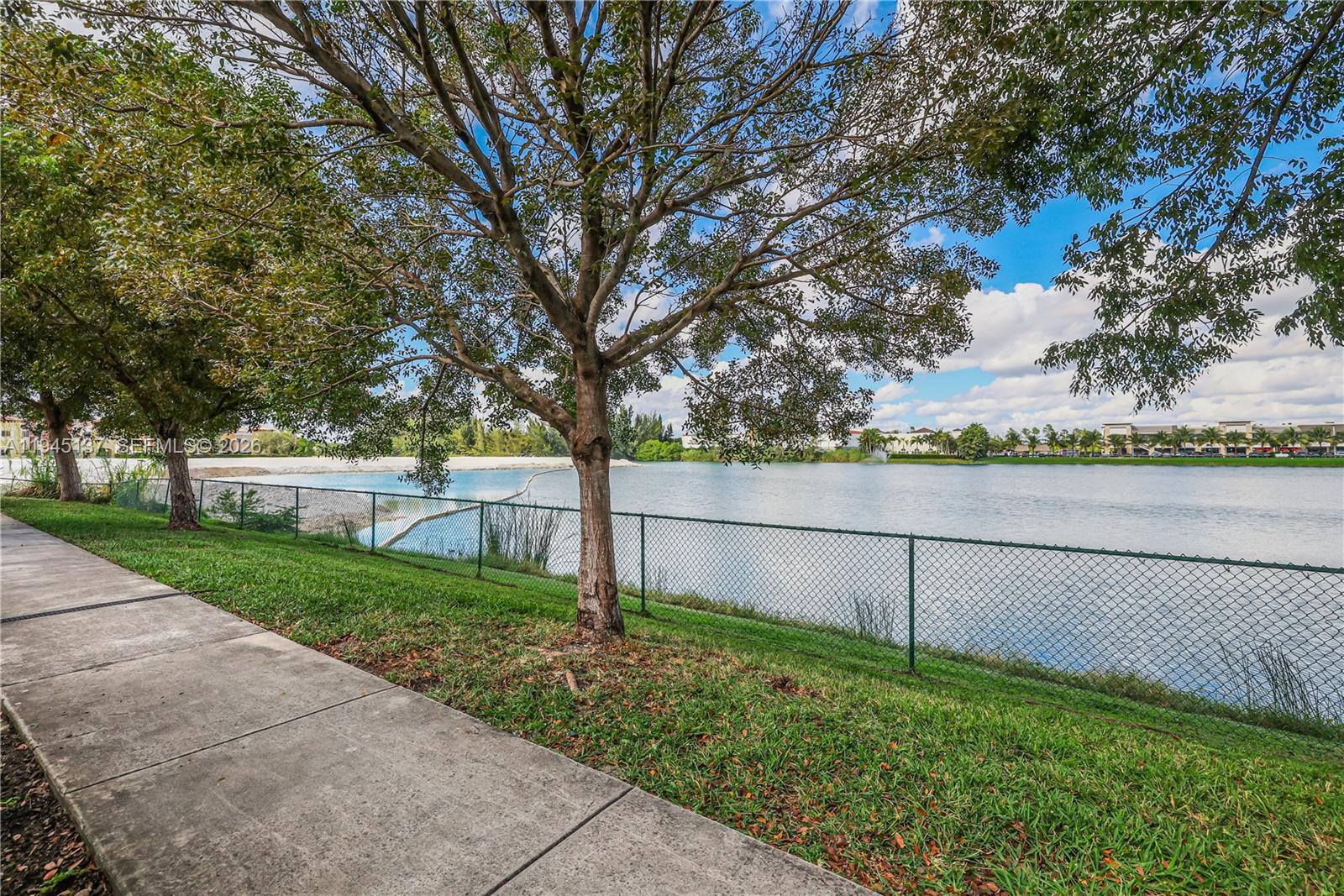 HIDDEN LAKE TOWNHOMES - Residential