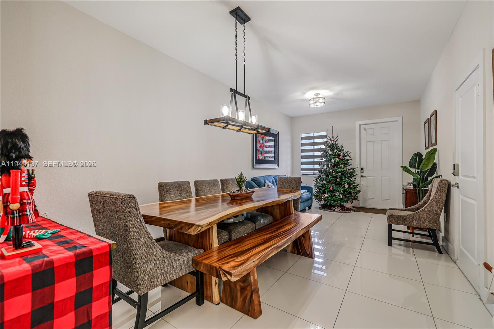 HIDDEN LAKE TOWNHOMES - Residential