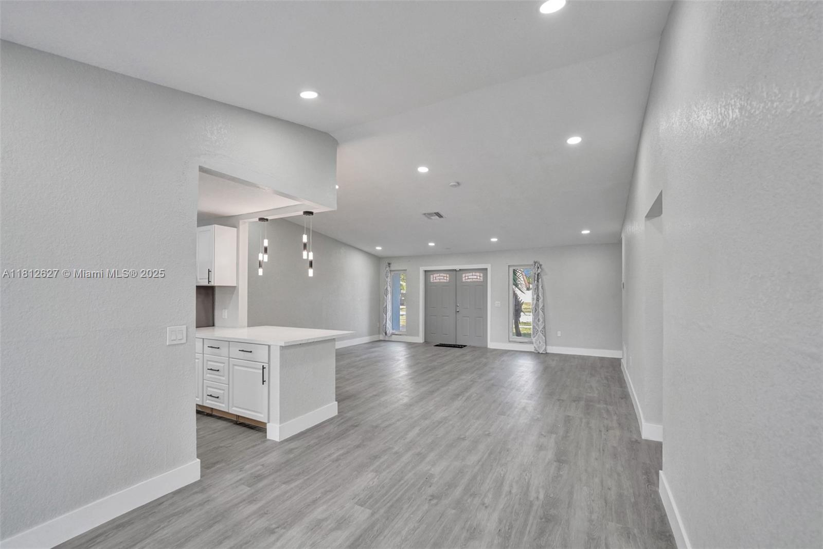 8400 NW 7th St
