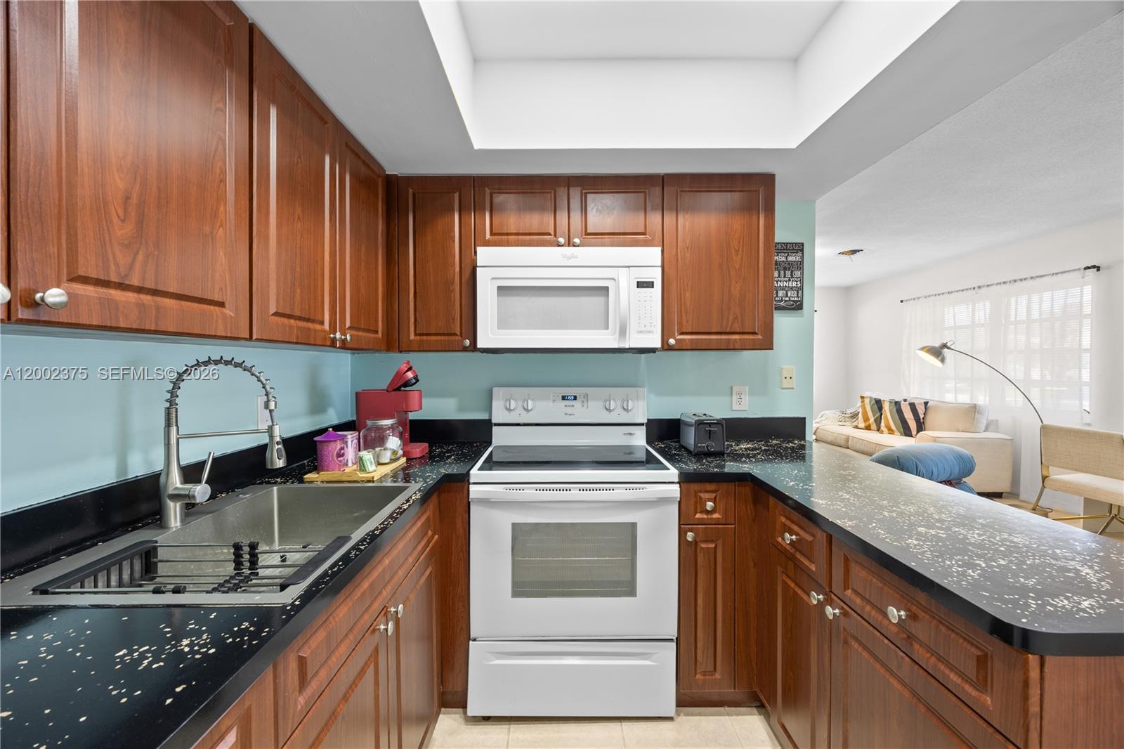 OCEAN DRIVE ESTATES - Residential Income