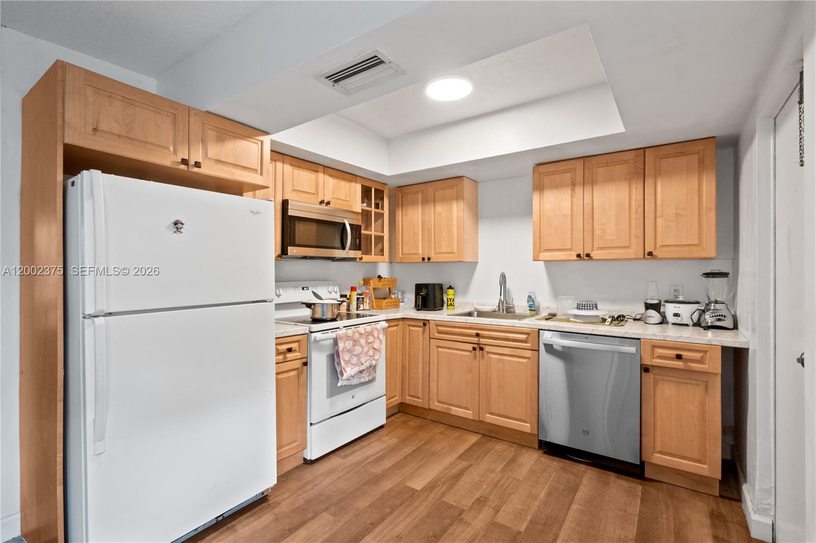 OCEAN DRIVE ESTATES - Residential Income