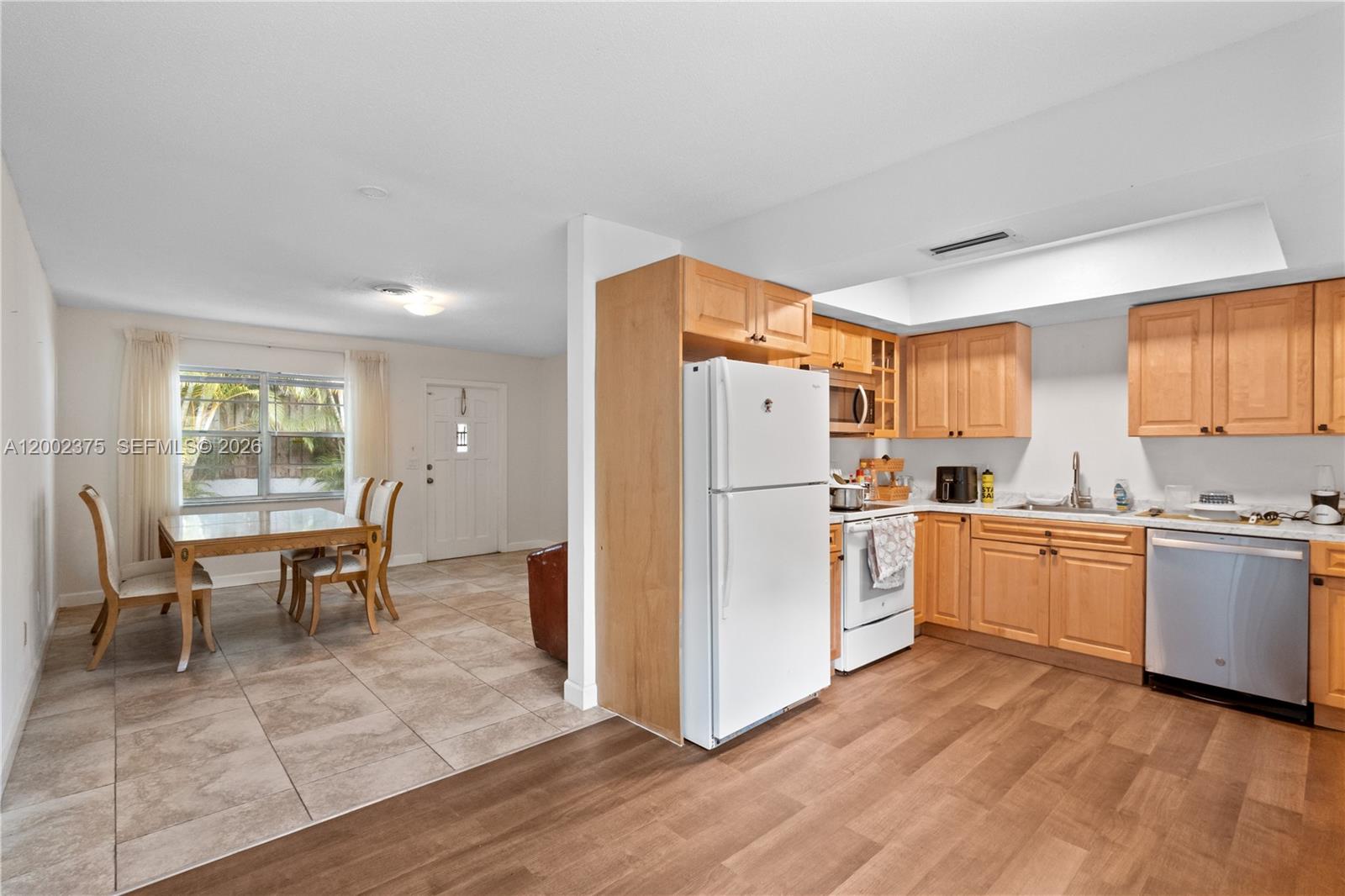 OCEAN DRIVE ESTATES - Residential Income