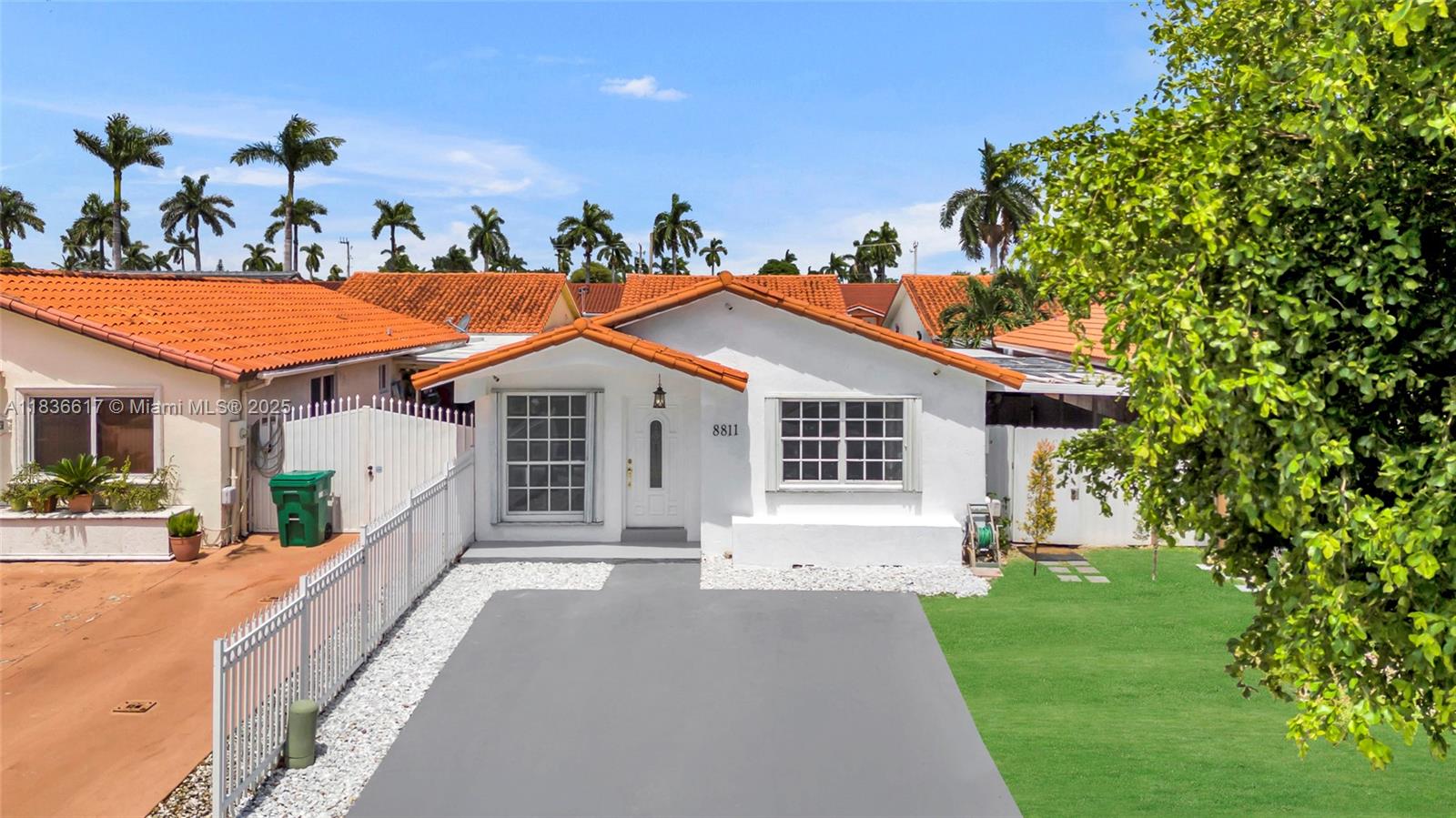 8811 NW 112th Ter
