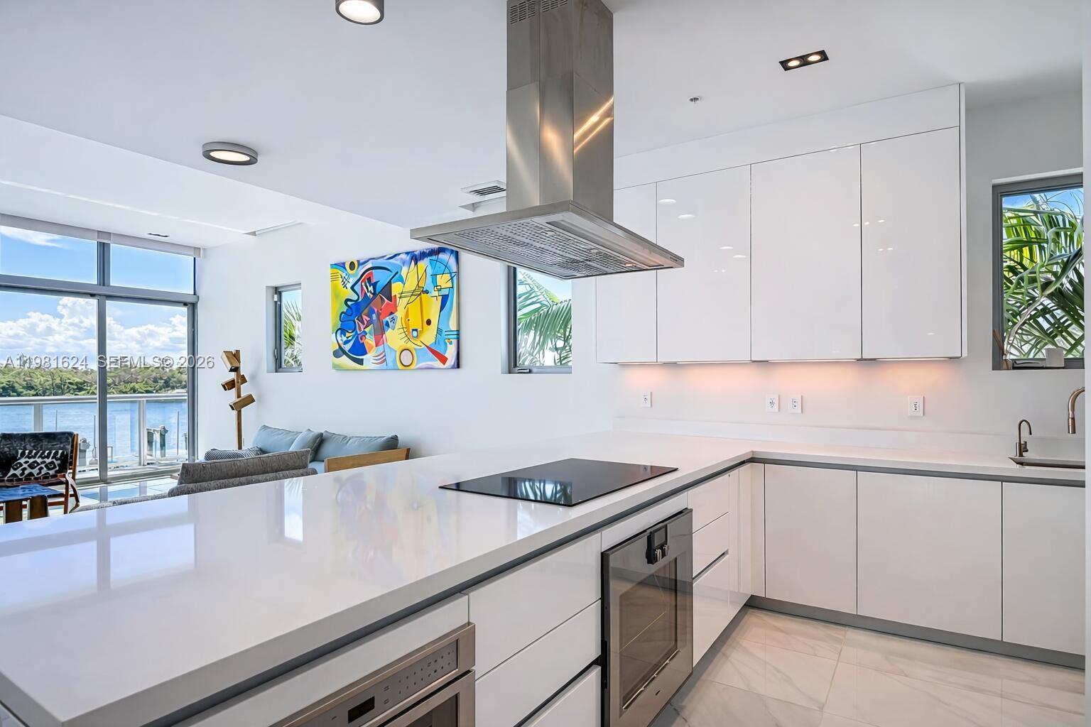 HOLLYWOOD BEACH SECOND AD - Residential