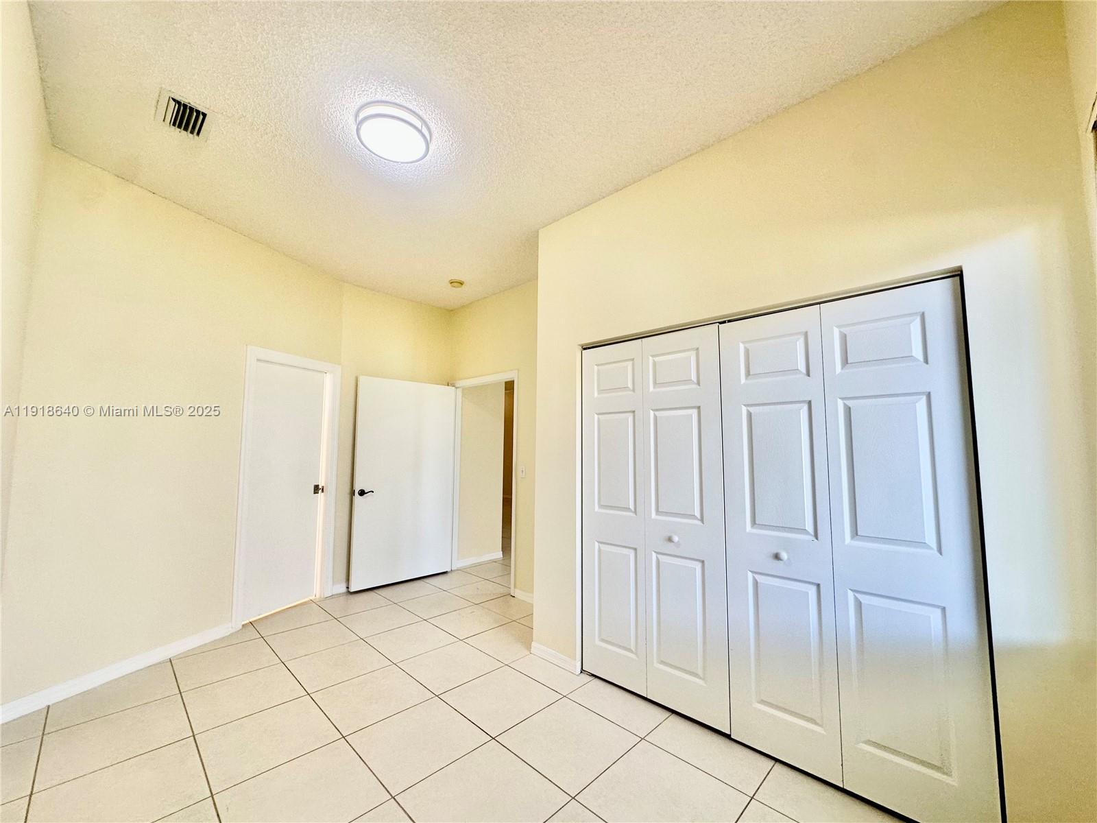 KEYS-GATE NO 1 - Residential