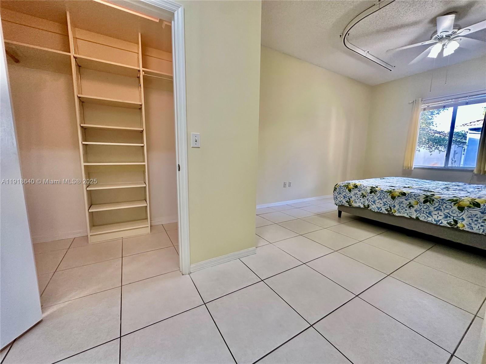 KEYS-GATE NO 1 - Residential