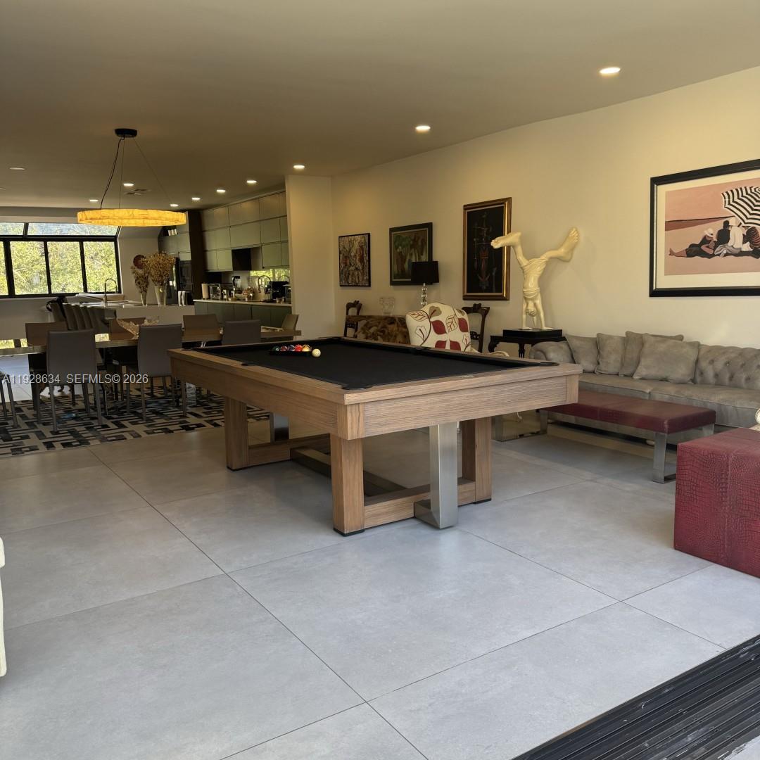 L HERMITAGE - Residential