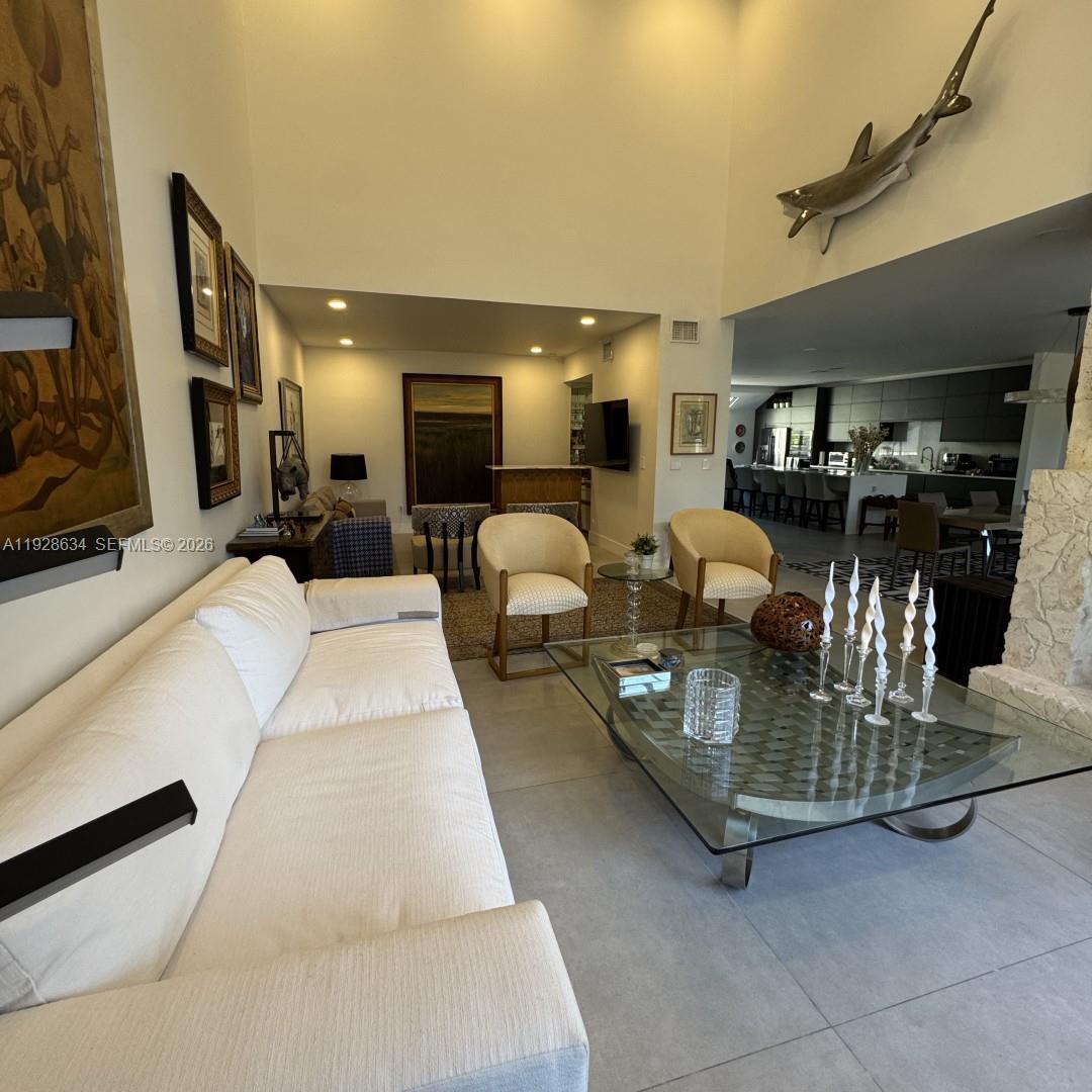 L HERMITAGE - Residential