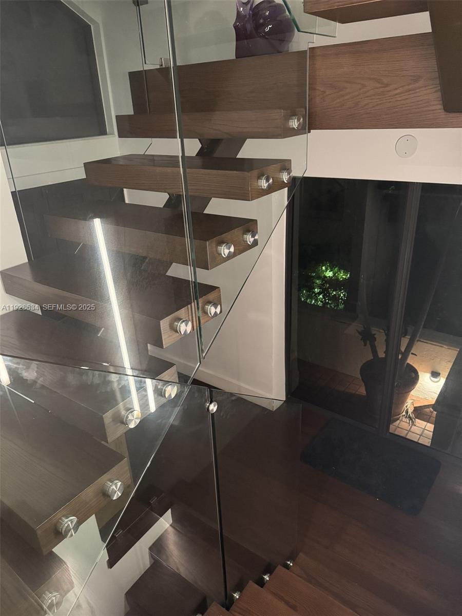 L HERMITAGE - Residential