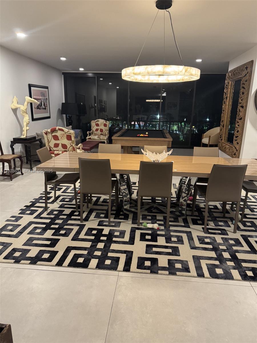 2000 S Bayshore Dr 46