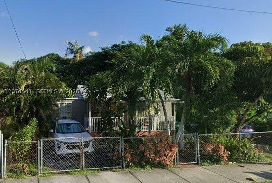 863 NW 113th St