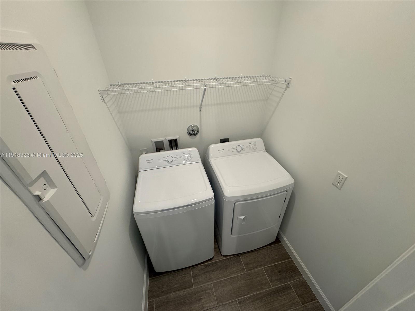 DELRAY TRAILS AT VILLA DE - Residential Lease