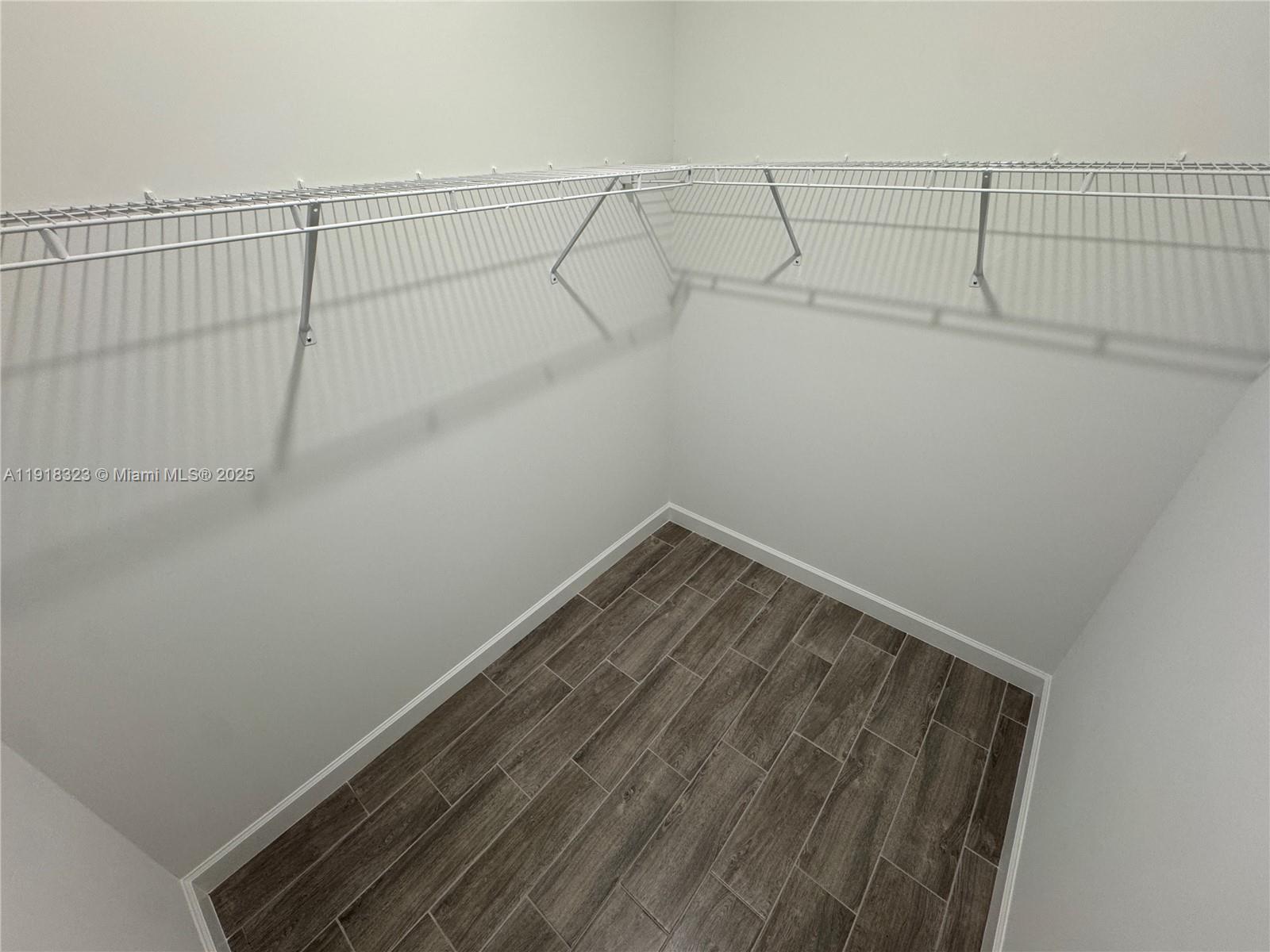 DELRAY TRAILS AT VILLA DE - Residential Lease