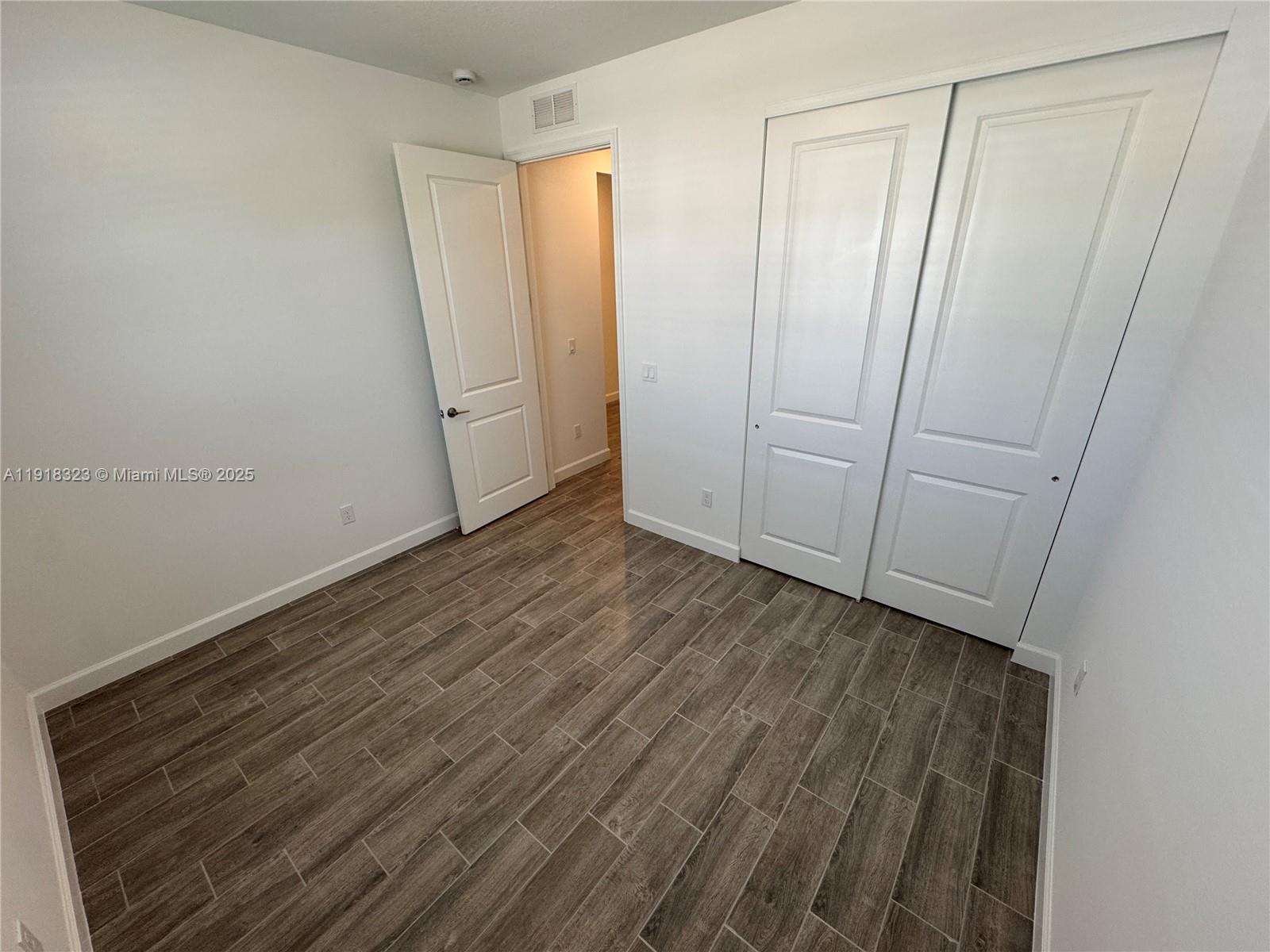 DELRAY TRAILS AT VILLA DE - Residential Lease