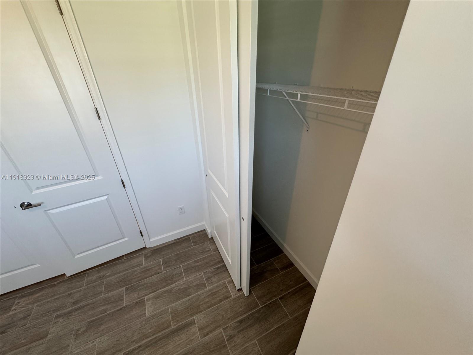 DELRAY TRAILS AT VILLA DE - Residential Lease