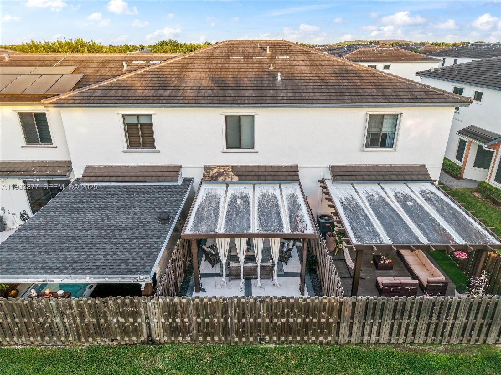 MC RESIDENTIAL - Residential