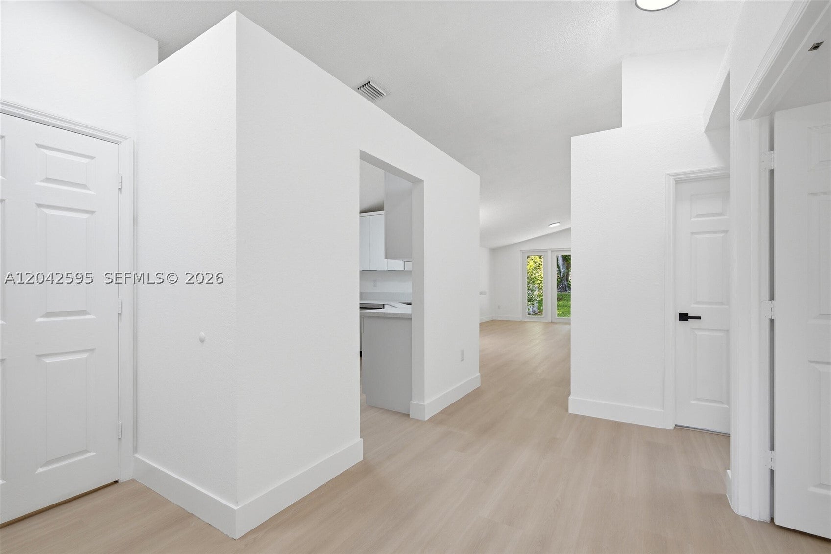 4114 Sapphire St, Weston FL 33331