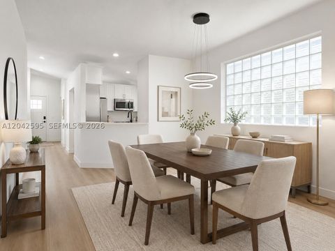Tiny photo for 4114 Sapphire St, Weston, FL 33331 (MLS # A12042595)