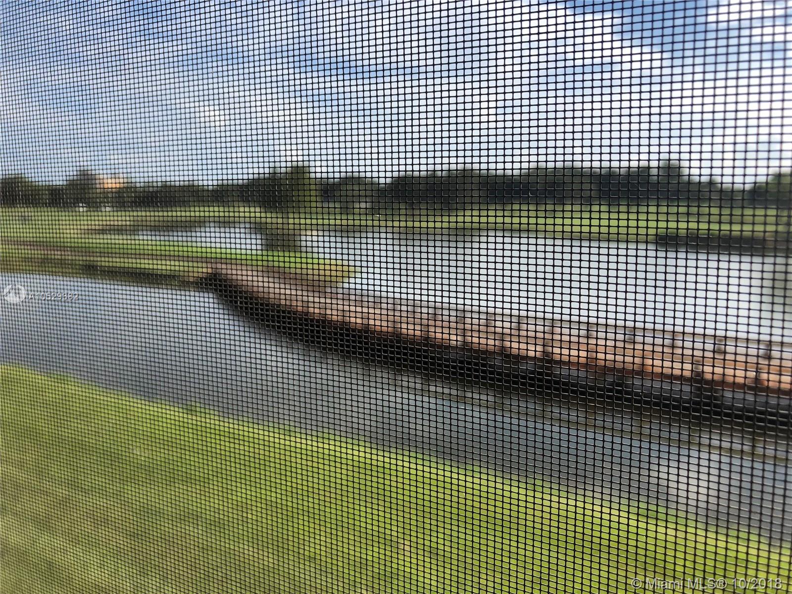 ROLLING HILLS GOLF & TENN - Residential