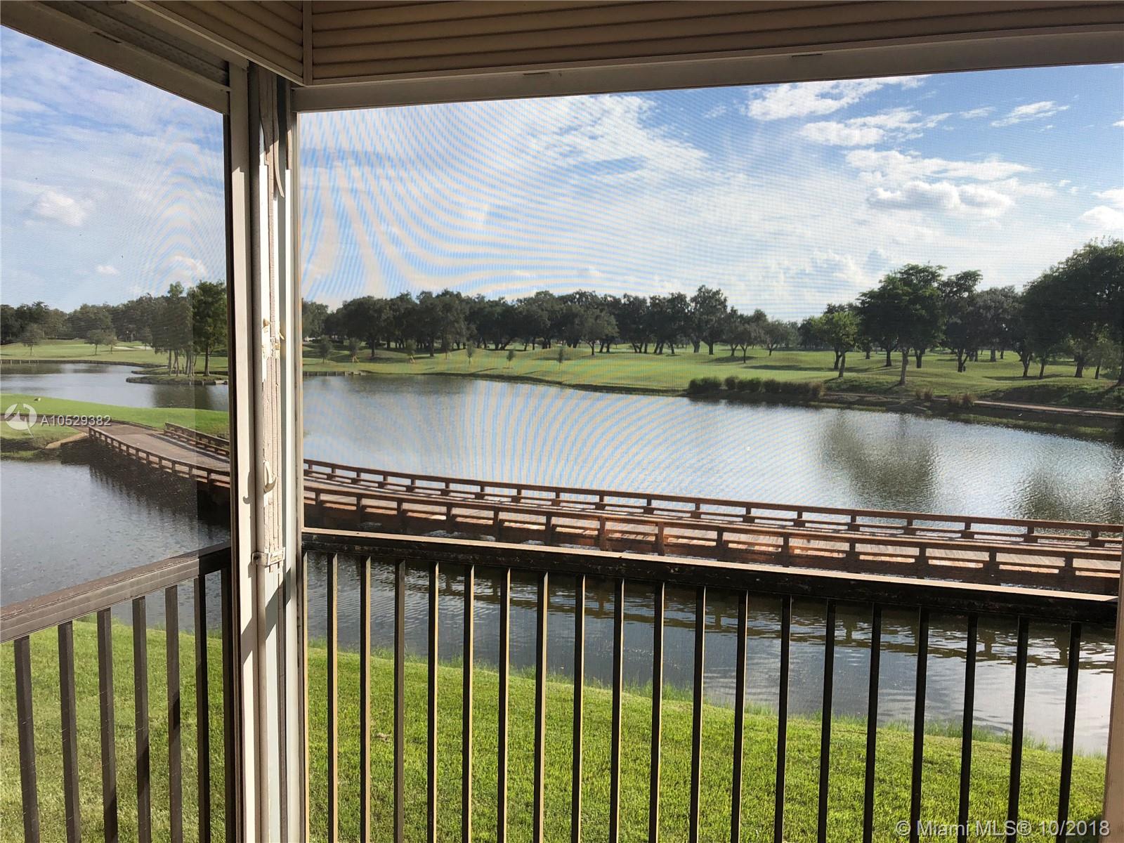 ROLLING HILLS GOLF & TENN - Residential